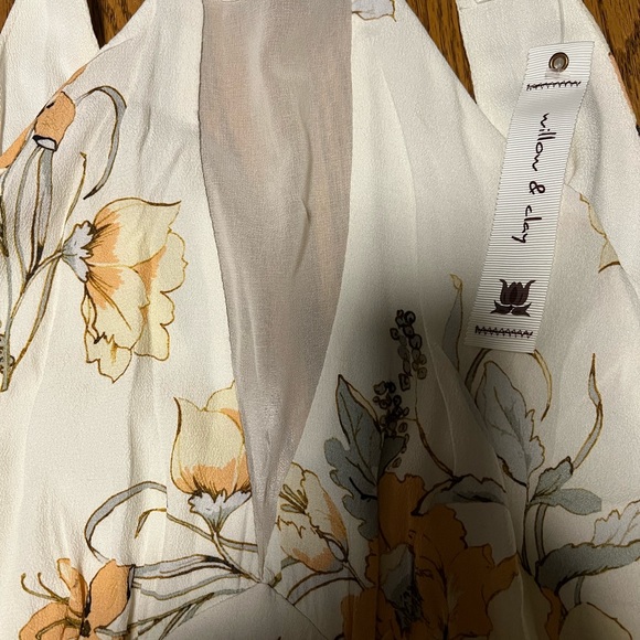 Willow & Clay floral spring dress - Picture 2 of 3